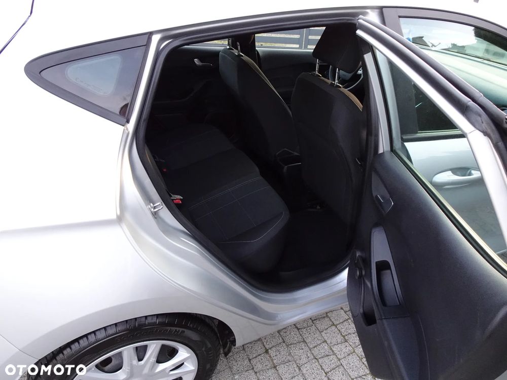Ford Fiesta 1.1 Trend - 14