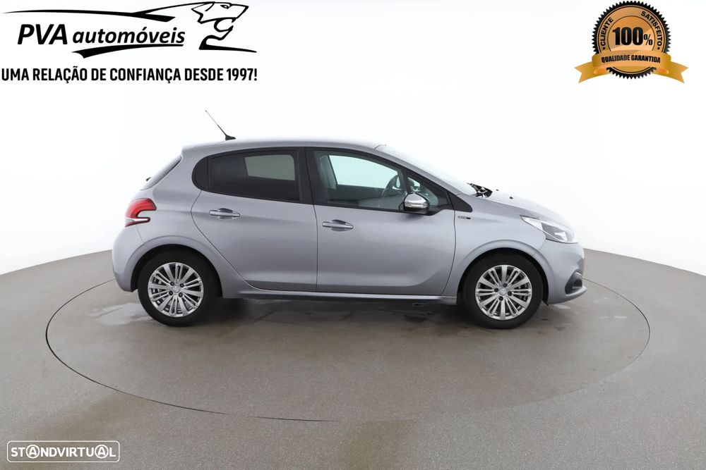 Peugeot 208 1.5 BlueHDi Signature - 4