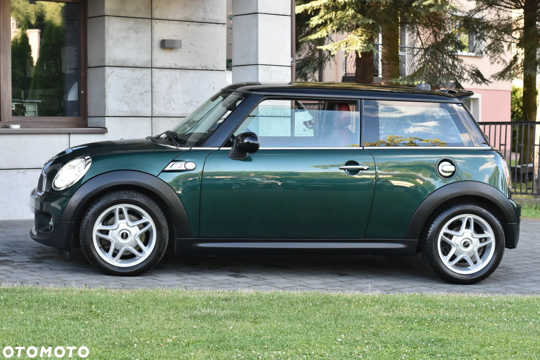 MINI Cooper S 50 Mayfair - 18