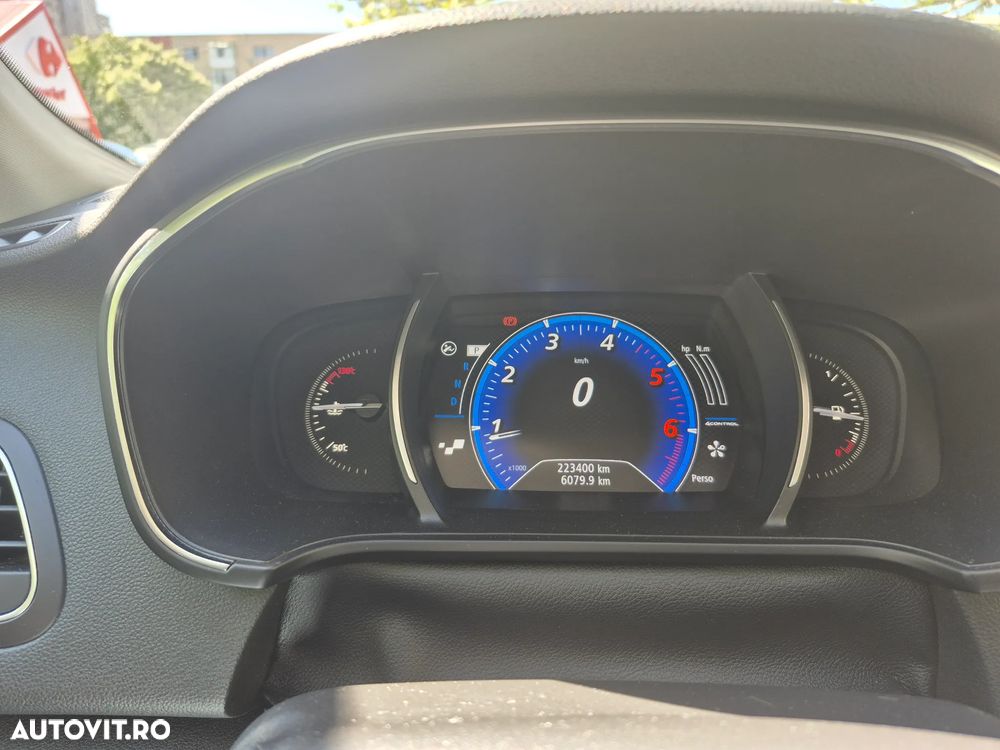 Renault Megane ENERGY dCi EDC GT - 14