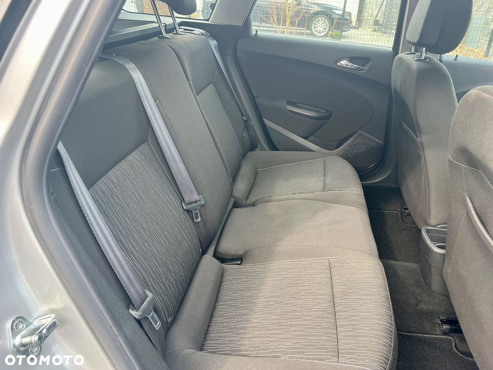 Opel Astra 1.4 Turbo Active - 19