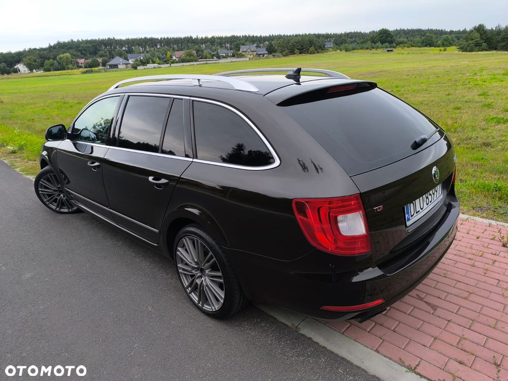 Skoda Superb 2.0 TDI Ambition DSG - 10