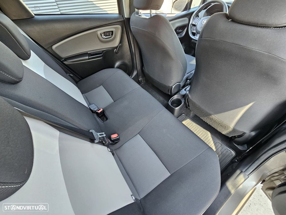 Toyota Yaris 1.0 VVT-i Comfort Plus - 24