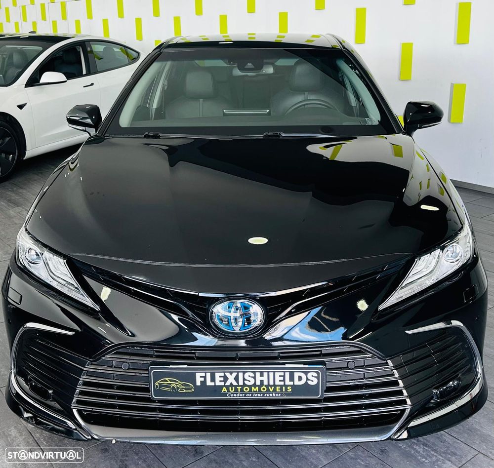 Toyota Camry - 3