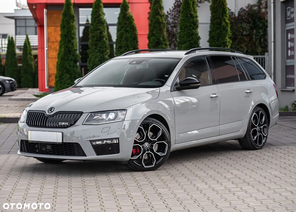 Skoda Octavia Combi 2.0 TSI DSG RS - 6