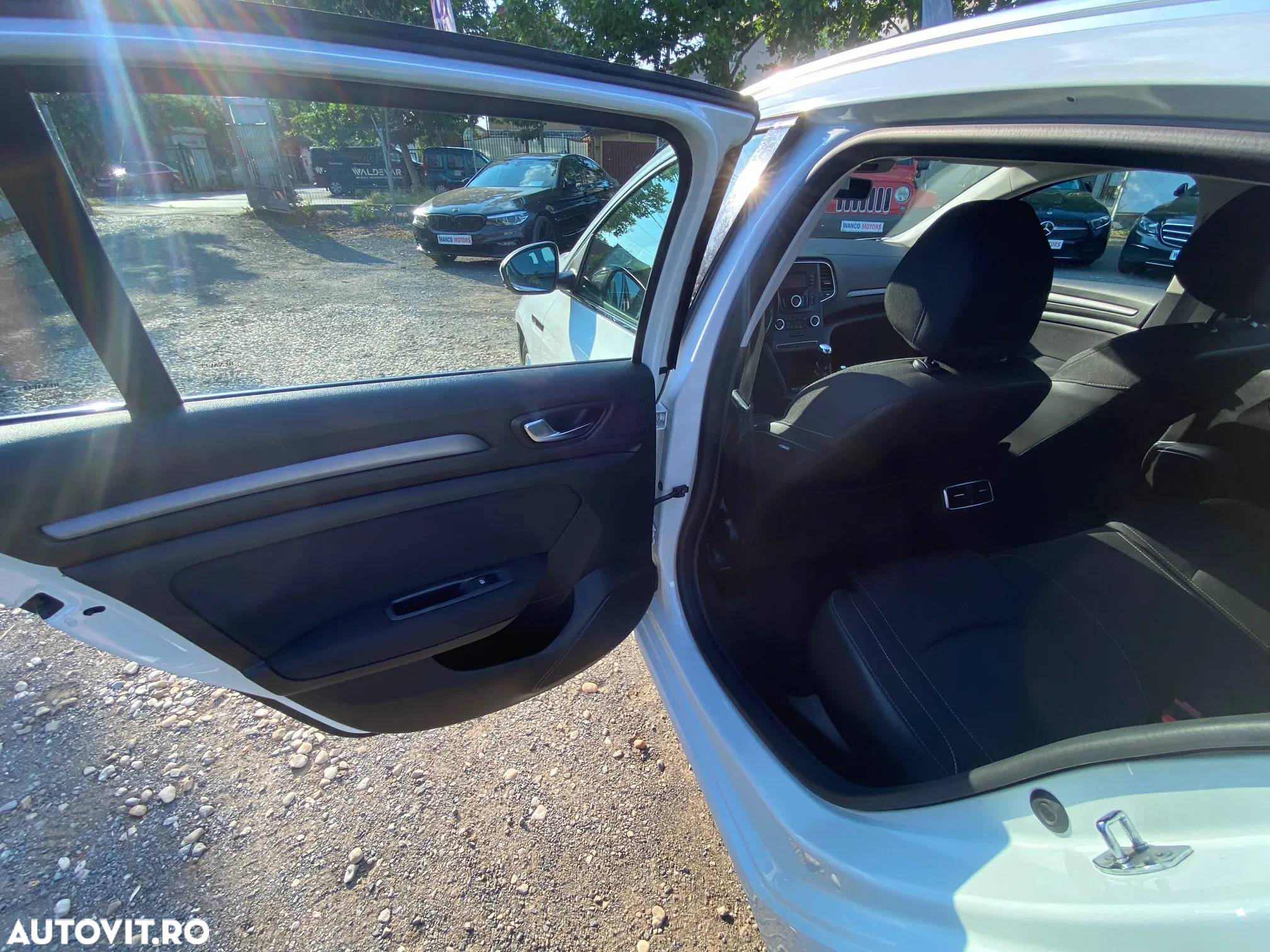 Renault Megane Estate Blue dCI Zen - 10