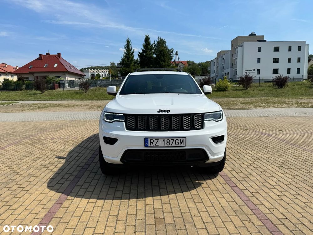 Jeep Grand Cherokee - 5