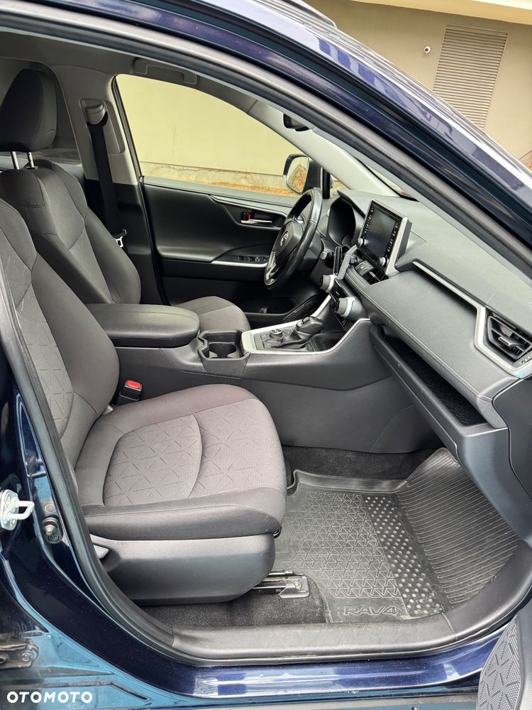 Toyota RAV4 Hybrid Premium 4x4 - 11