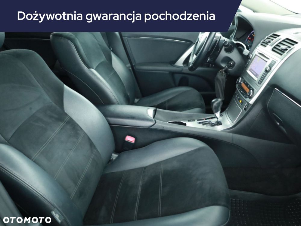 Toyota Avensis - 9