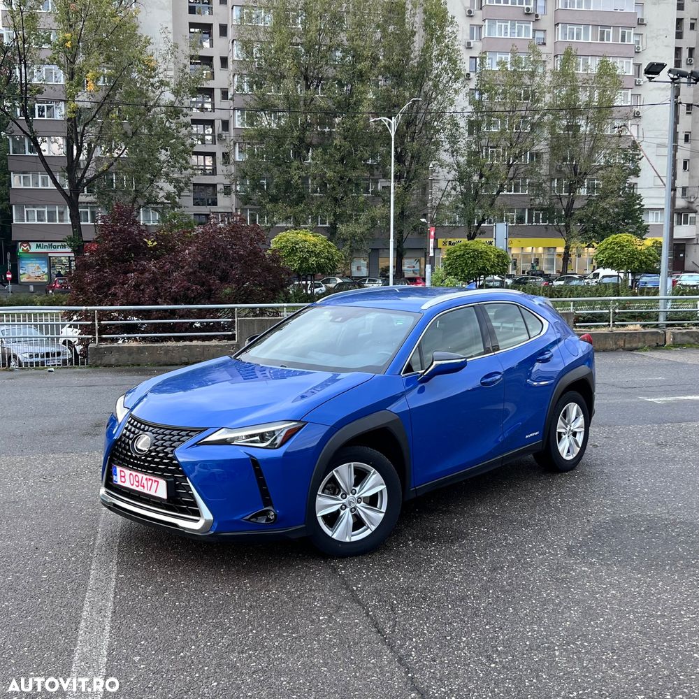 Lexus UX - 9