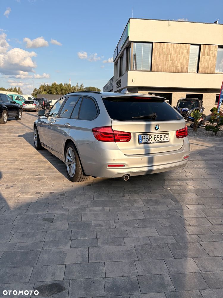 BMW Seria 3 318d - 3