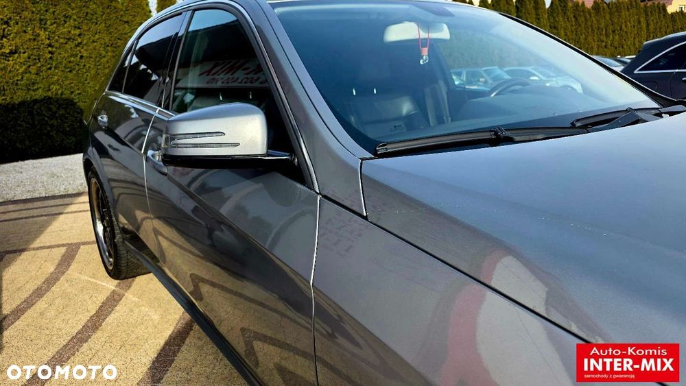 Mercedes-Benz Klasa E - 33