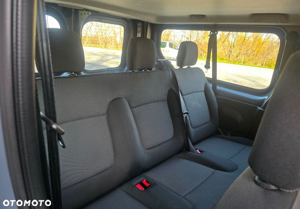 Renault Trafic - 26