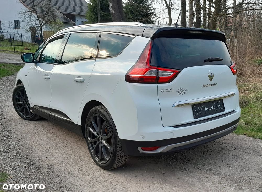 Renault Grand Scenic - 18