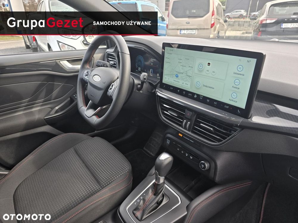 Ford Focus - 36