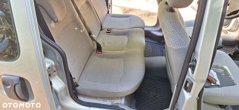 Renault Kangoo 1.6 16V Expression - 13