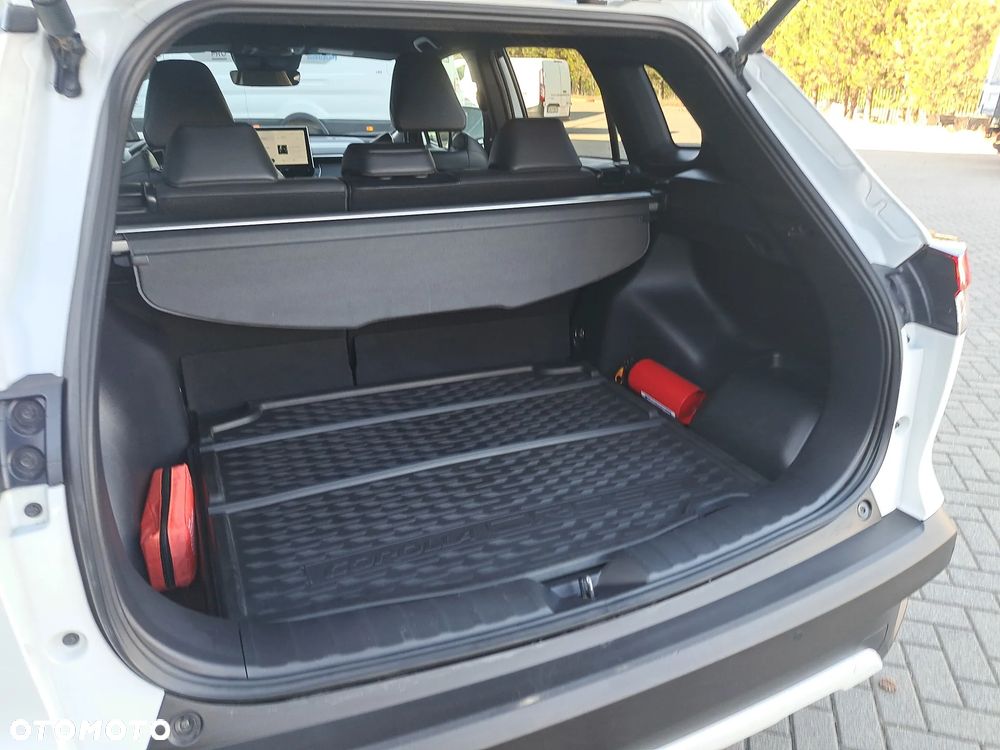 Toyota Corolla Cross 2.0 Hybrid Premiere Edition AWD - 17