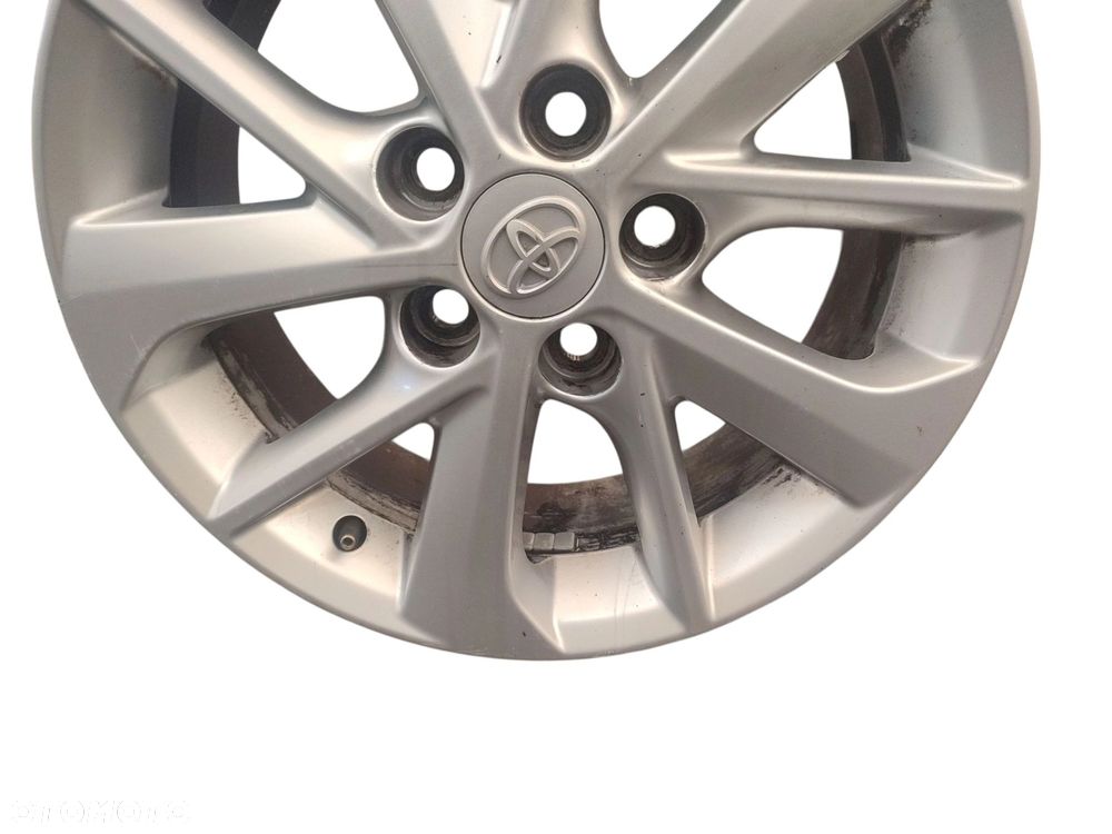 FELGA ALUMINIOWA TOYOTA AURIS II E18 (2012-2015) 1.4 D4D 90KM 42611-02E90 - 3