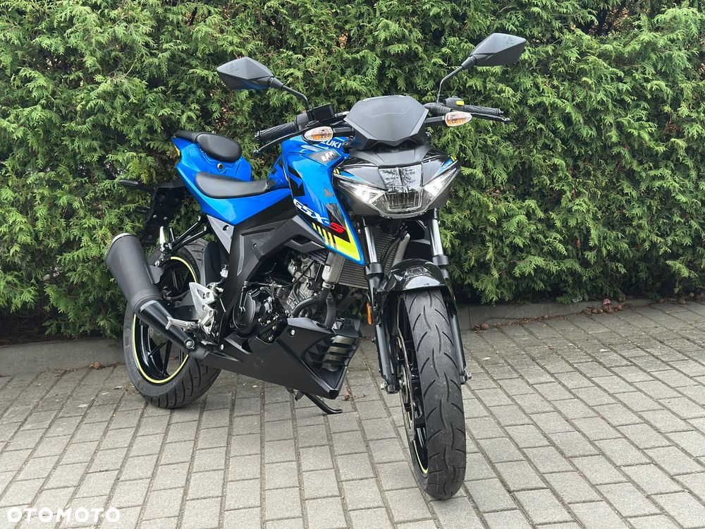 Suzuki GSX - 8
