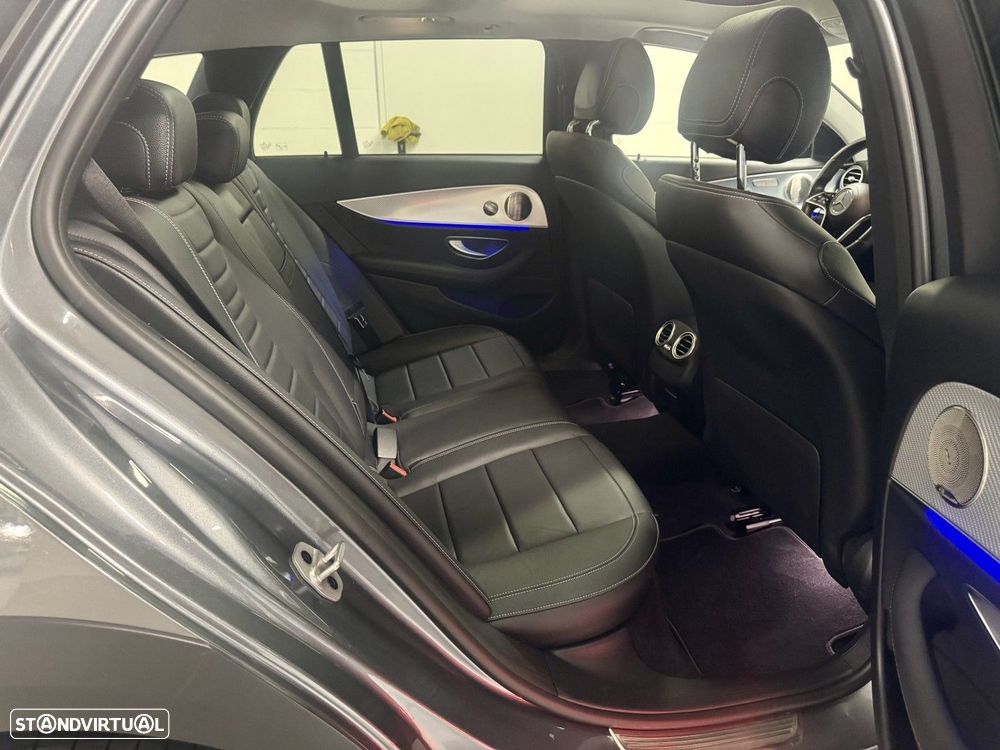 Mercedes-Benz E 220 d Avantgarde 4Matic All-Terrain - 42