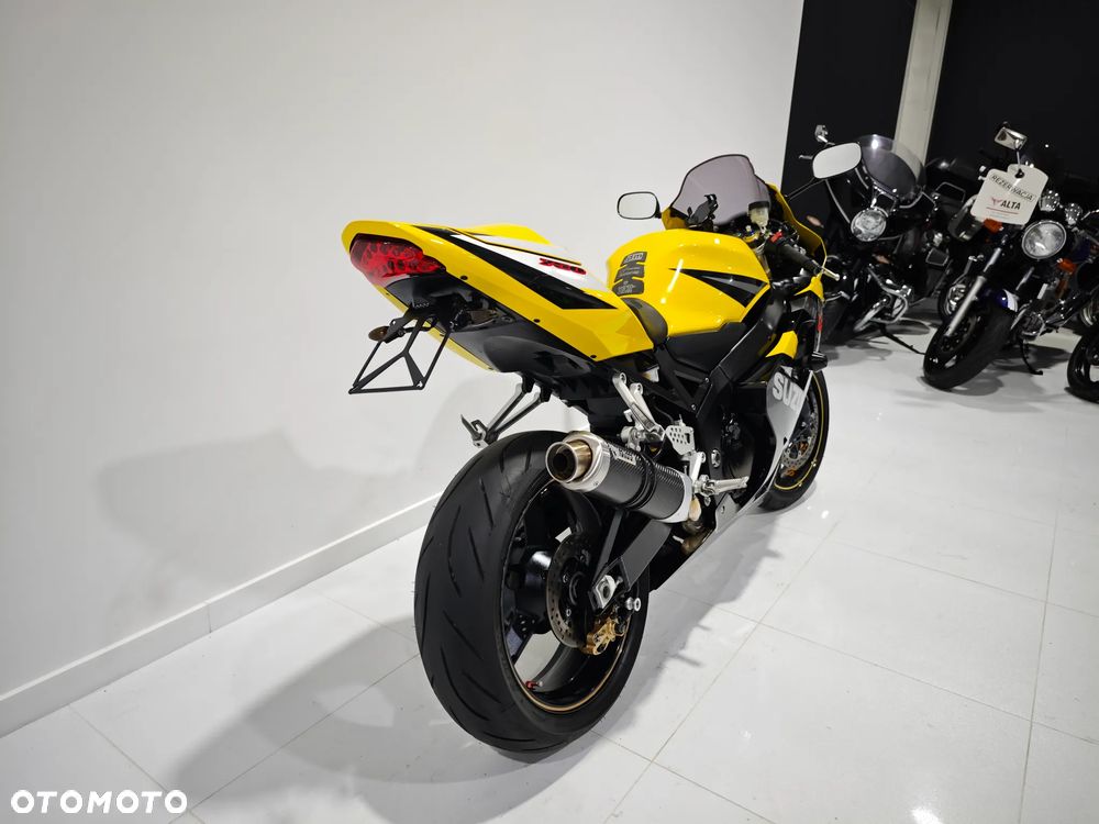 Suzuki GSX-R - 12