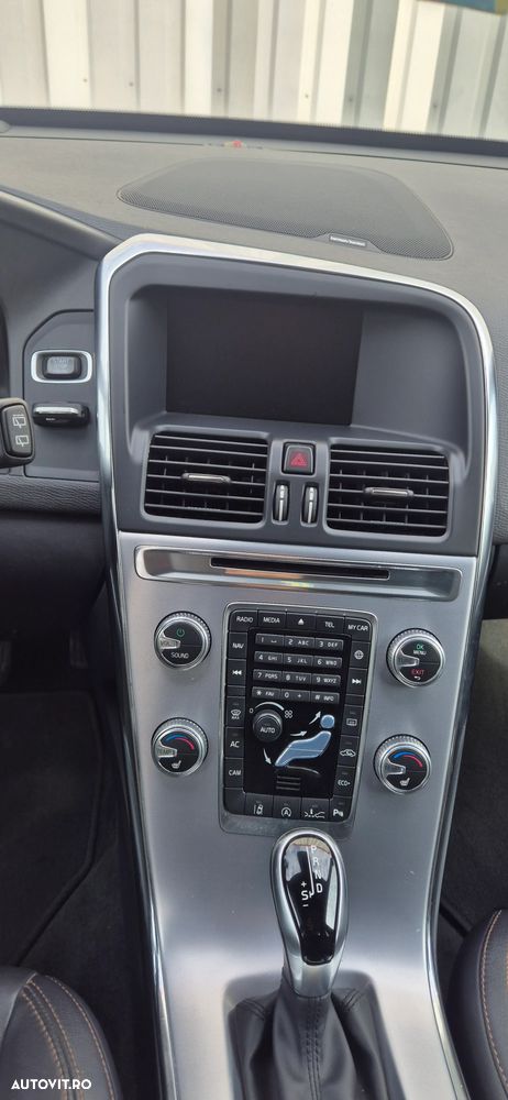 Volvo XC 60 D4 Geartronic Inscription - 6