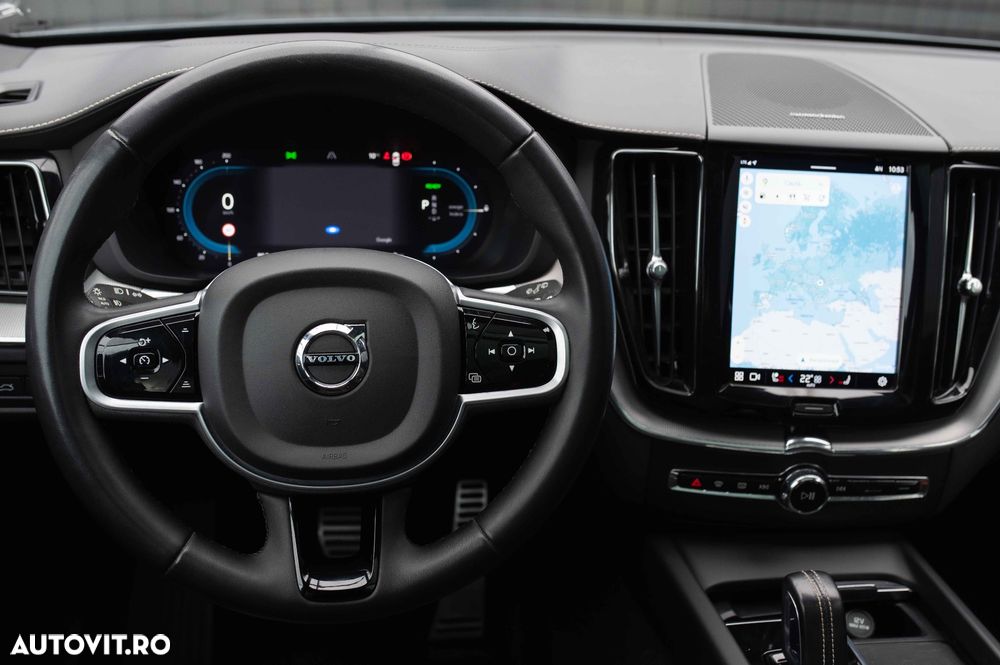 Volvo XC 60 T8 Twin Engine AWD R-Design - 33