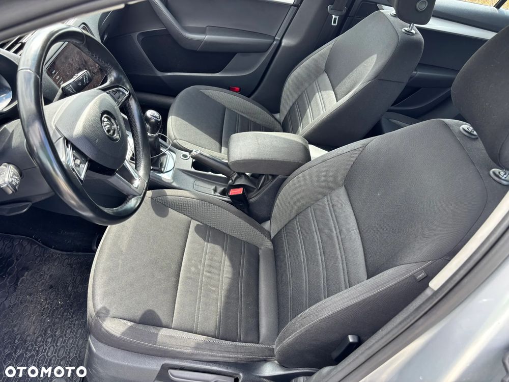 Skoda Octavia 1.6 TDI Ambition - 12