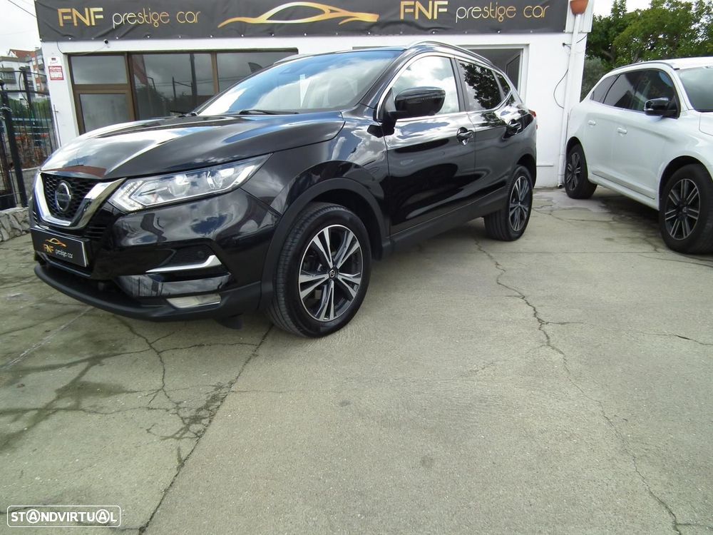 Nissan Qashqai 1.5 dCi N-Connecta J18 — fotografia 3