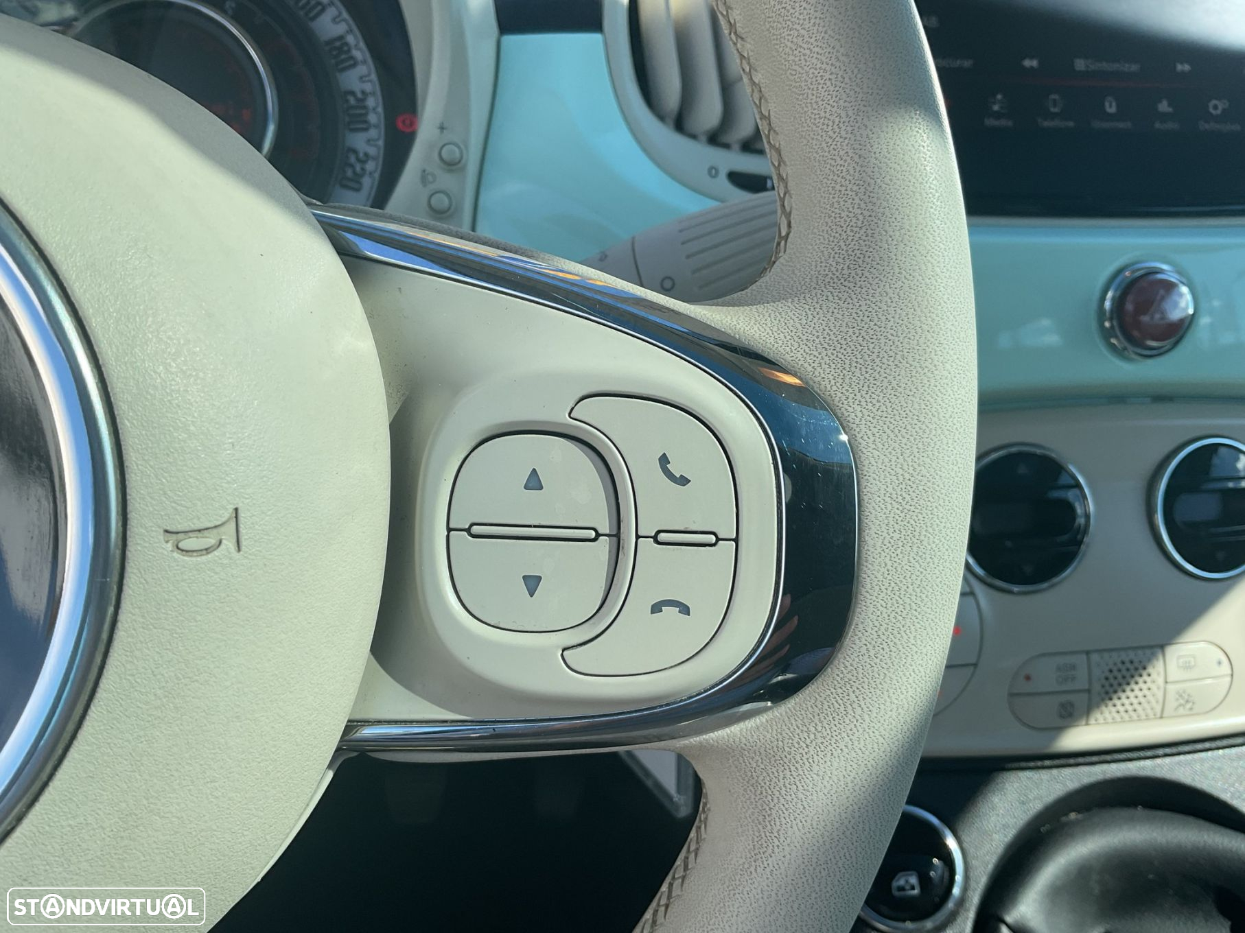 Fiat 500 1.0 Hybrid Lounge - 32