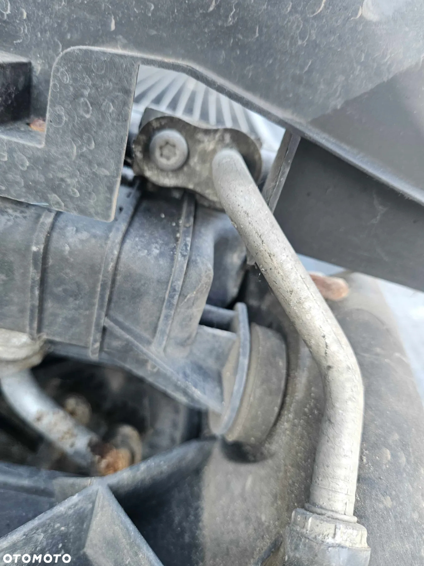 Pas Przedni 8E0805594E Wzmocnienie Czołowe Belka Zderzaka Chłodnice Wentylator 2.0 TDI 140KM AUDI A4 B7 - 14
