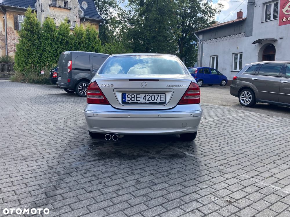 Mercedes-Benz Klasa C 320 T Avantgarde - 7