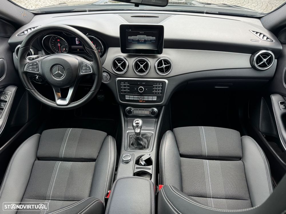 Mercedes-Benz GLA 180 (CDI) d Urban - 23