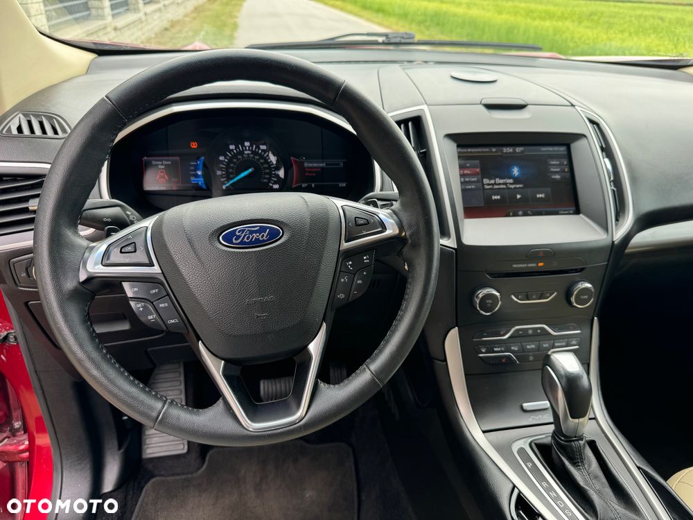 Ford Edge - 19