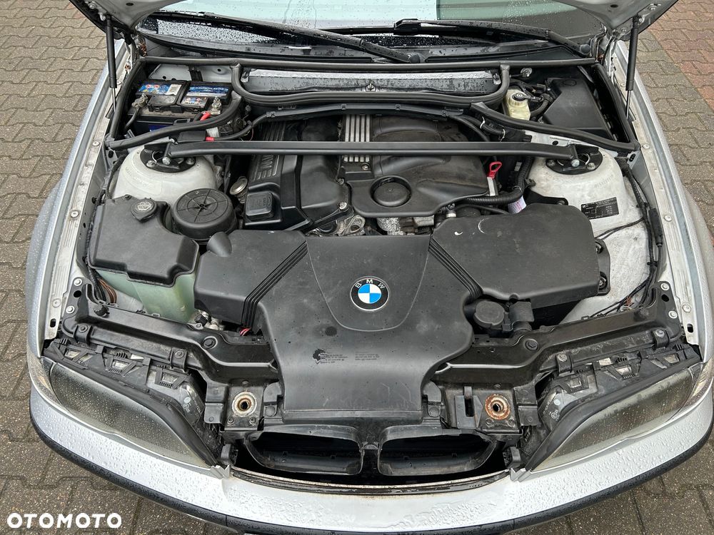 BMW Seria 3 318i - 9