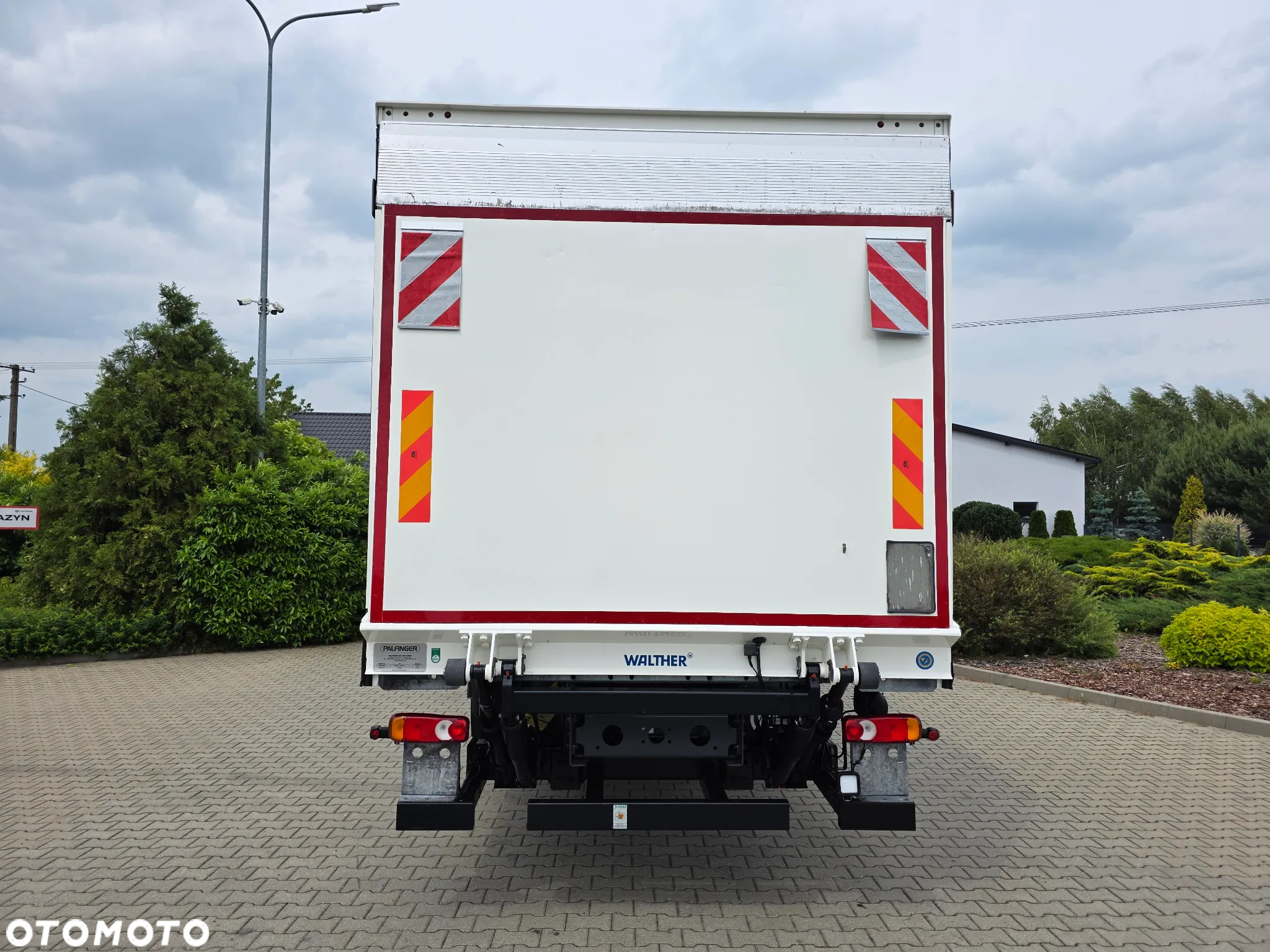 DAF LF 260 KONTENER 16 DMC !!! SYPIALKA Z DE JAK NOWY !!!  TYLKO 370 TYŚ KM  !!! - 11