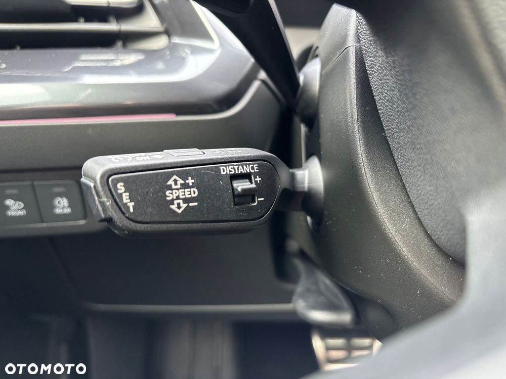 Audi Q4 e-tron - 22