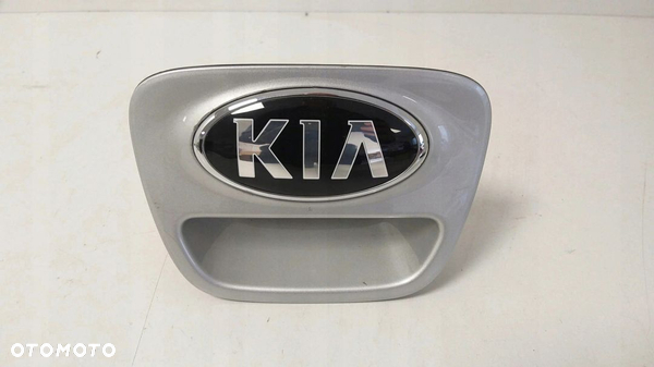 KIA RIO IV 17-21 KLAMka emblemat klapa tył