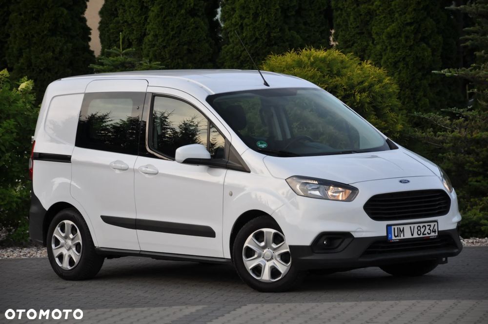 Ford Transit Courier Basis - 8