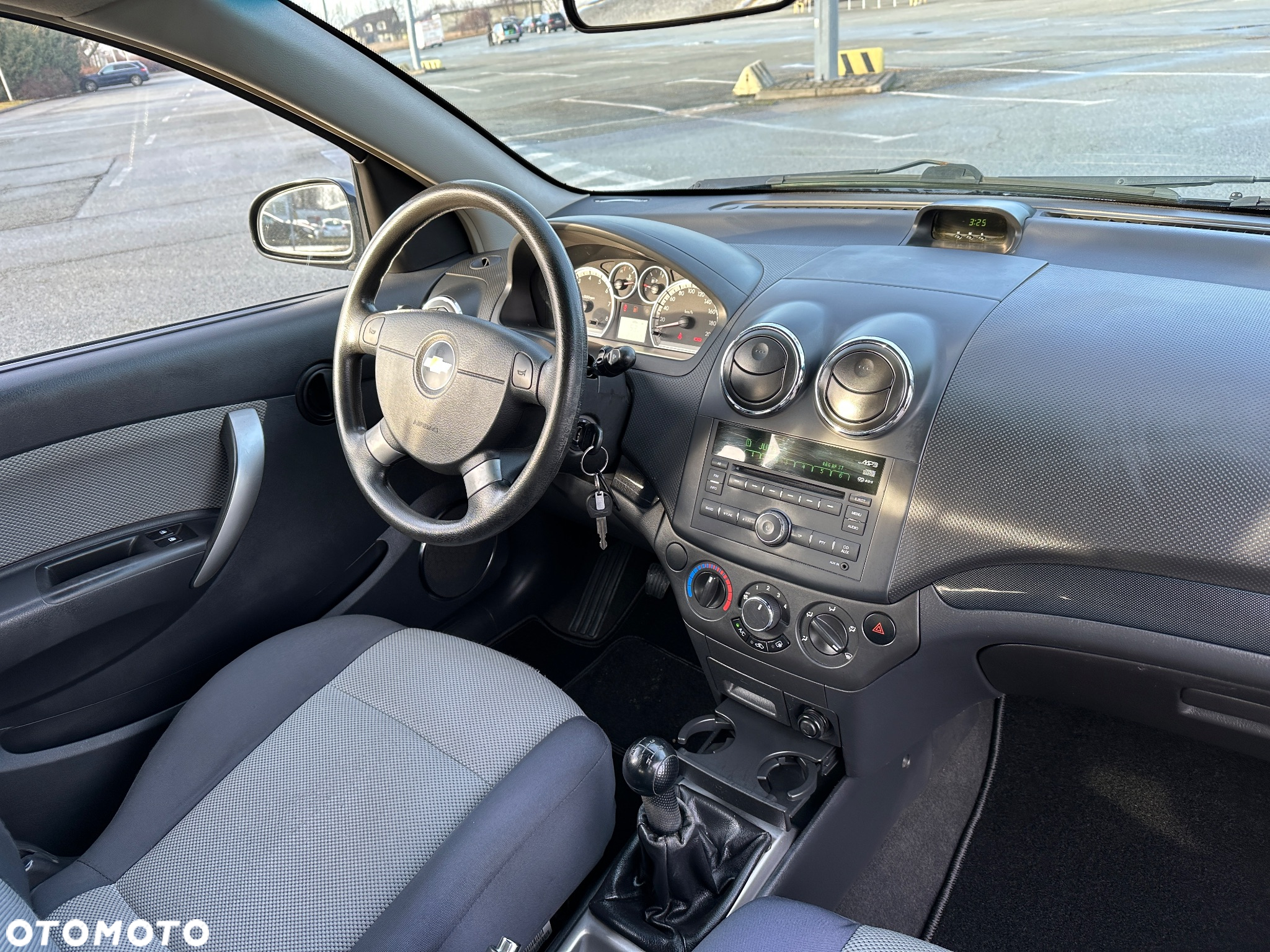 Chevrolet Aveo 1.2 16V LS - 23