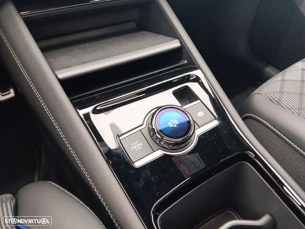 VW Tayron 2.0 TDI R-Line DSG - 33