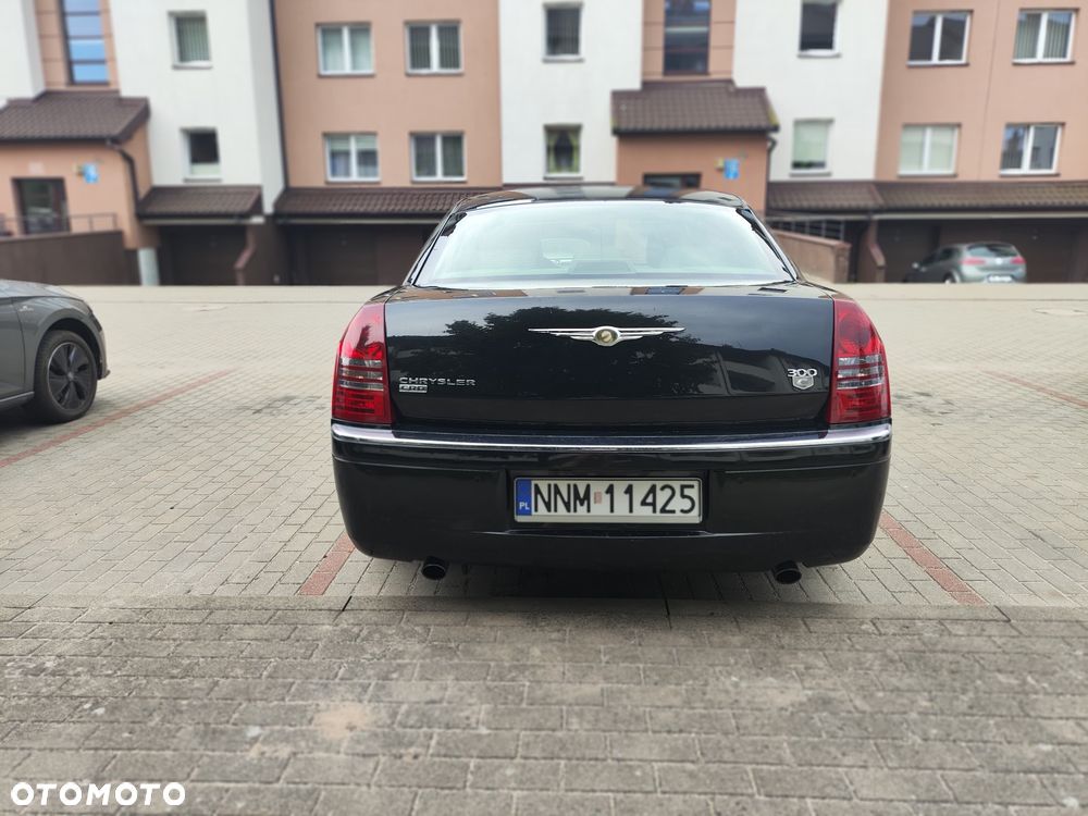 Chrysler 300C 3.0 V6 CRD - 6