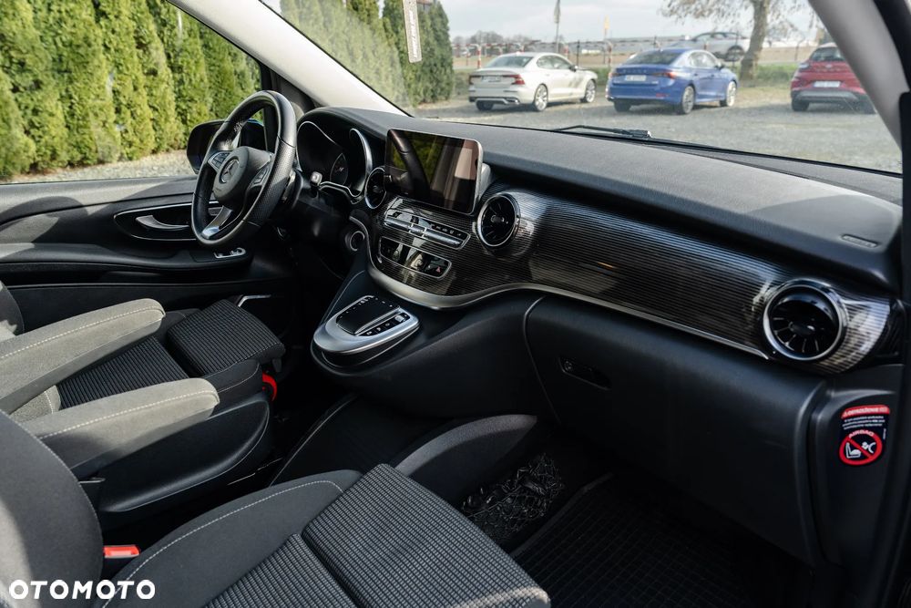 Mercedes-Benz Klasa V 300 d 4-Matic 9G-Tronic (ekstra d³) - 13