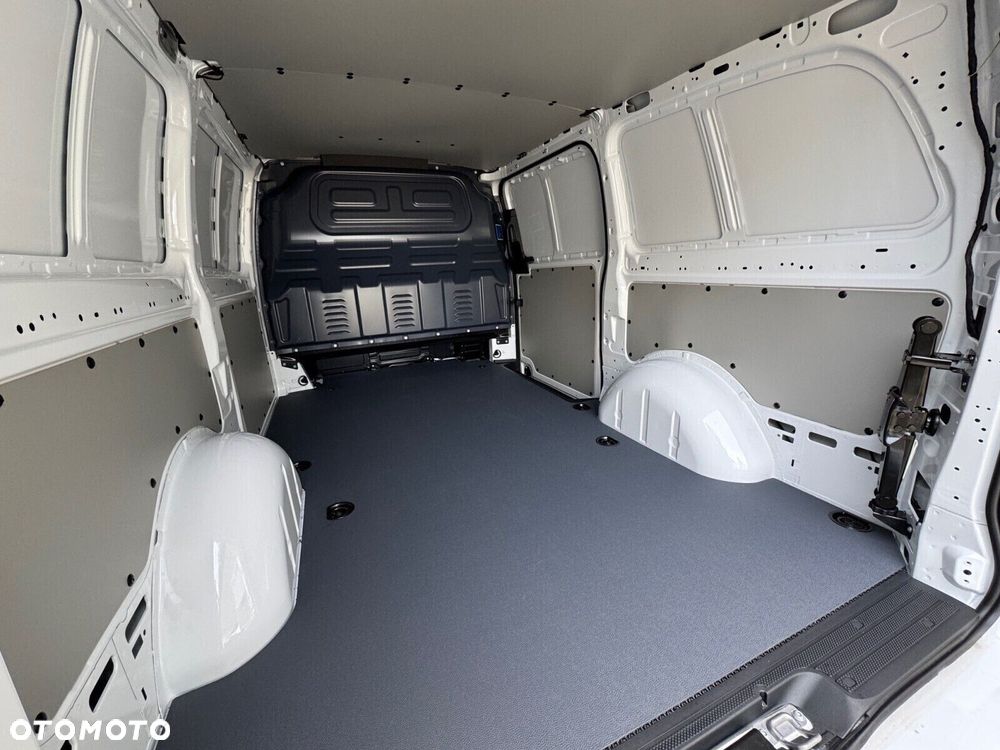 Mercedes-Benz eVito 112 e KA - 12