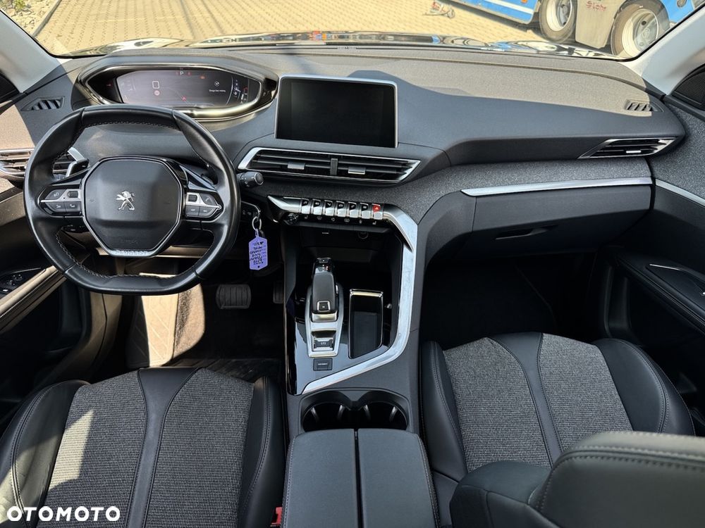 Peugeot 5008 - 6