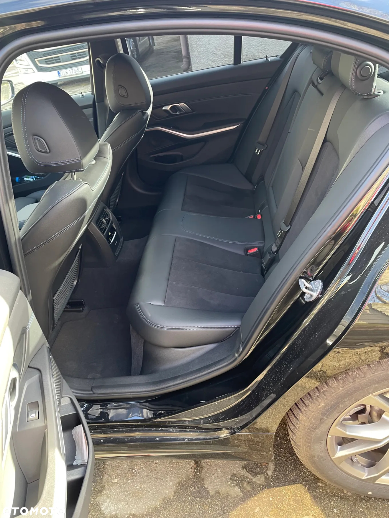 BMW Seria 3 330i xDrive M Sport sport - 11