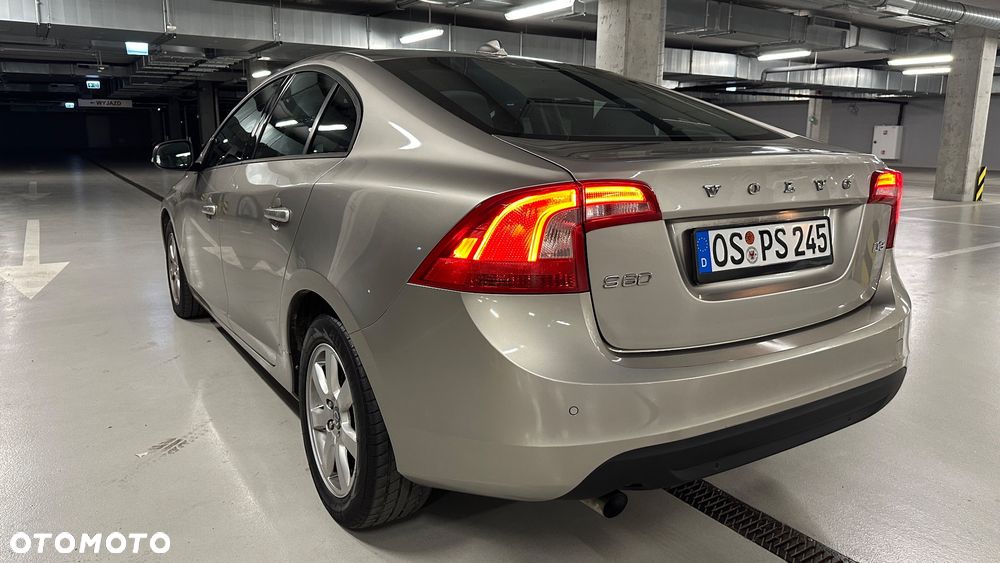 Volvo S60 - 23