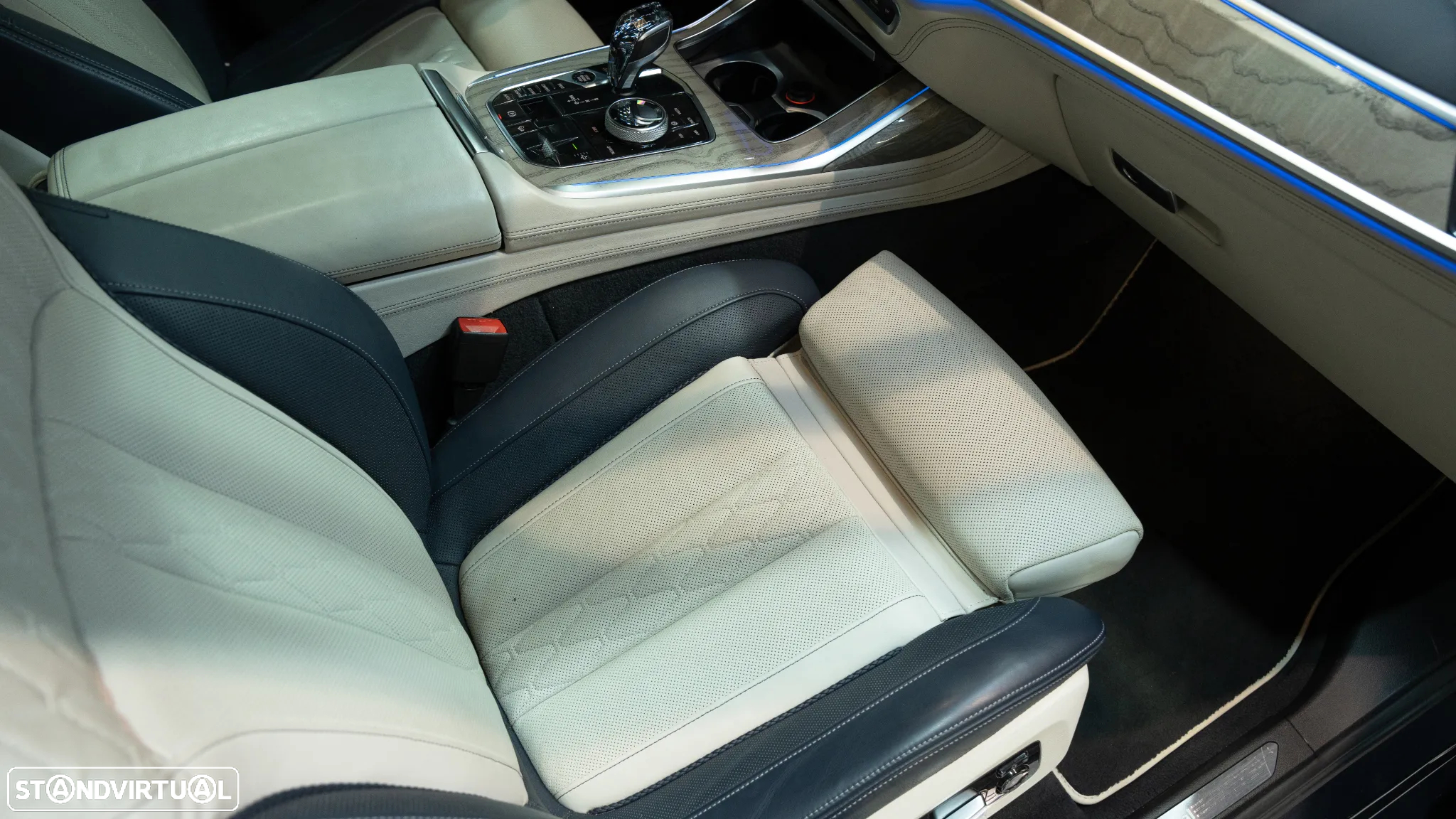 BMW X7 40 i xDrive - 27