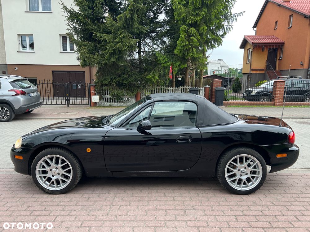 Mazda MX-5 1.6i 16V - 11