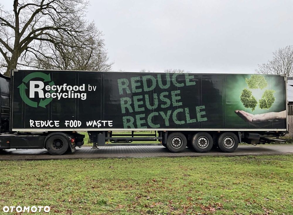 Schmitz Cargobull SKO24 - 2